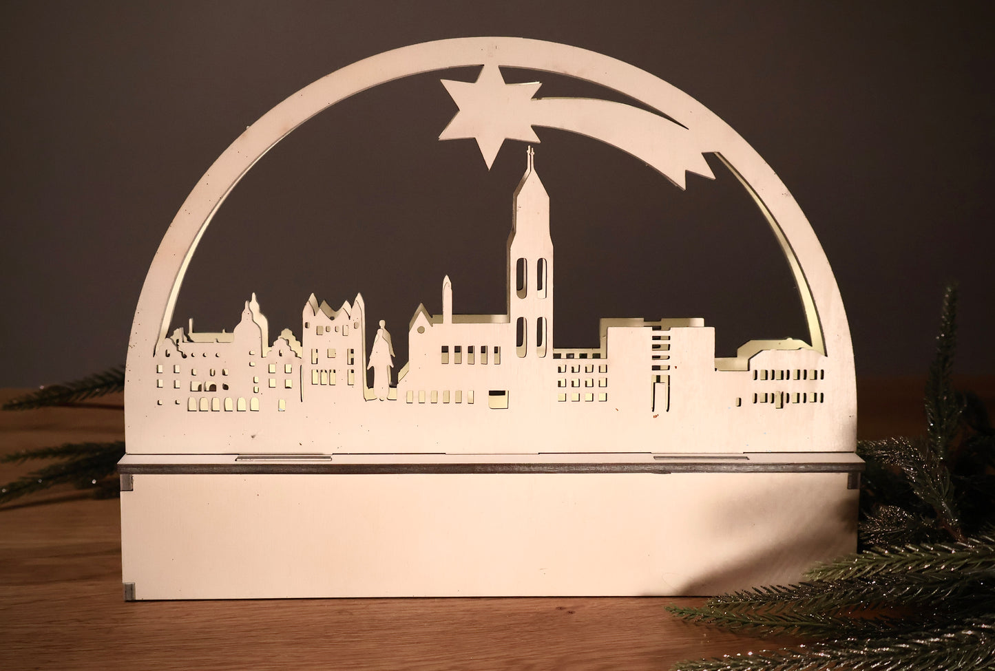 Lichterdeko Kerpen aus Pappelholz mit Lichterkette