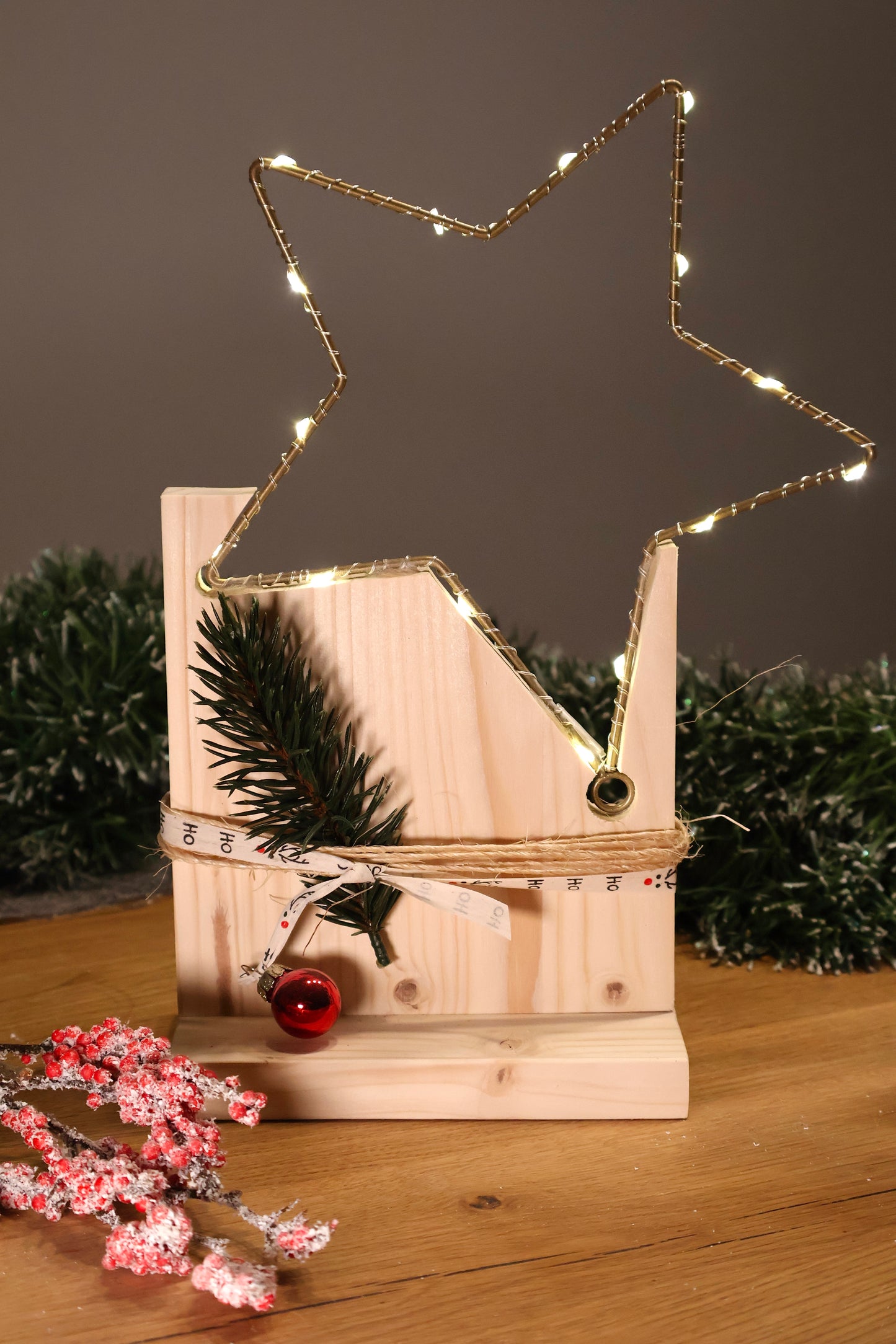 LED-Holzdeko „Stern“