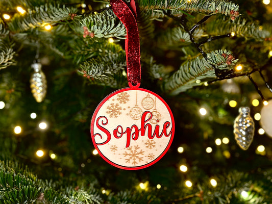 Personalisierter Holz-Weihnachtsschmuck mit Wunschname