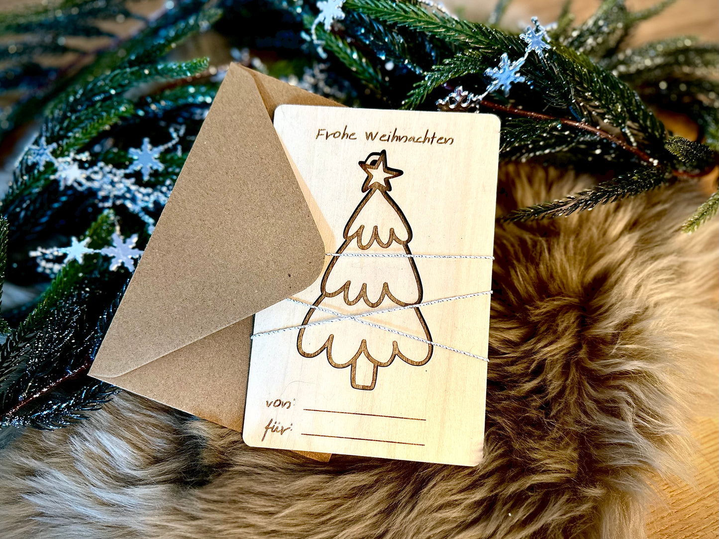 Kreative Weihnachtskarte mit Herausnehmbarem Baumschmuck ,,Tannenbaum“